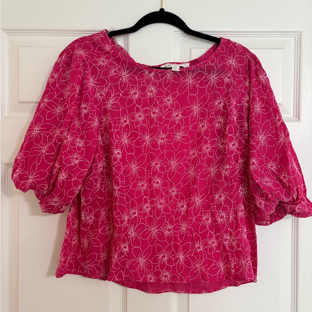 Fuchsia Floral Puff-Sleeve Blouse